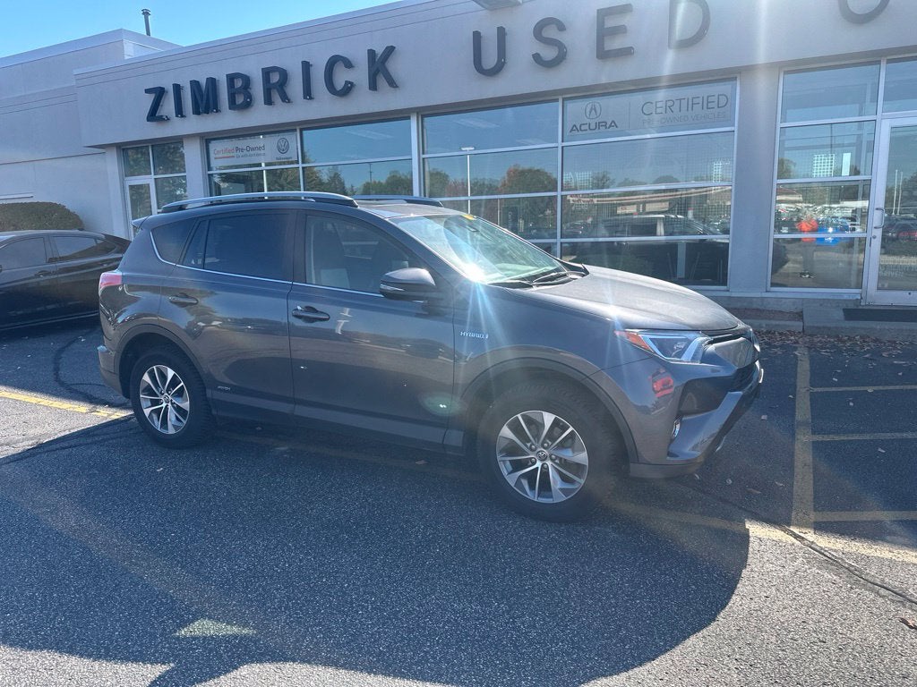2017 Toyota RAV4 Hybrid XLE