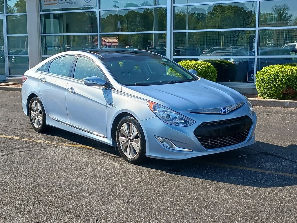 Used 2013 Hyundai Sonata Hybrid Limited with VIN KMHEC4A44DA076256 for sale in Middleton, WI