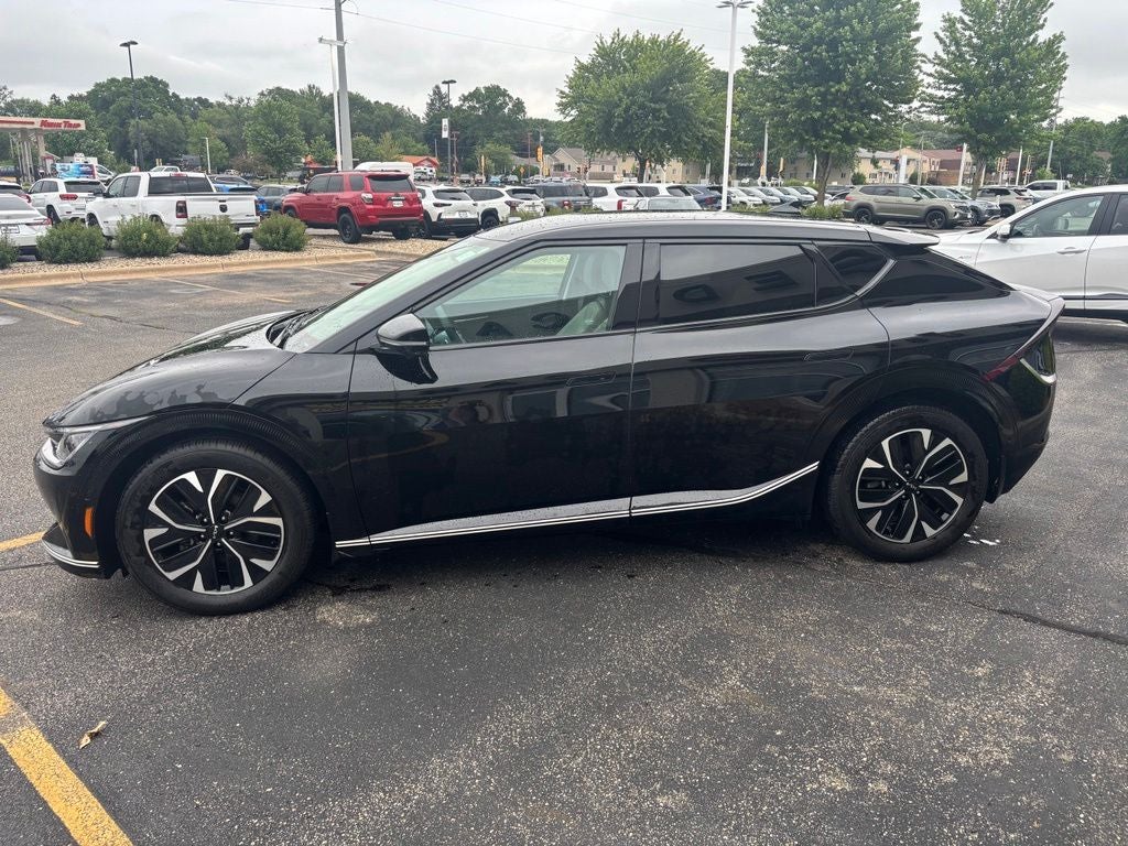 2024 Kia EV6 Wind