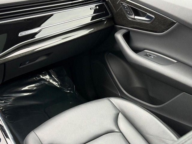 2023 Audi Q7 45 Premium quattro