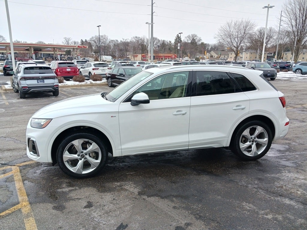 2022 Audi Q5 45 S line Premium quattro