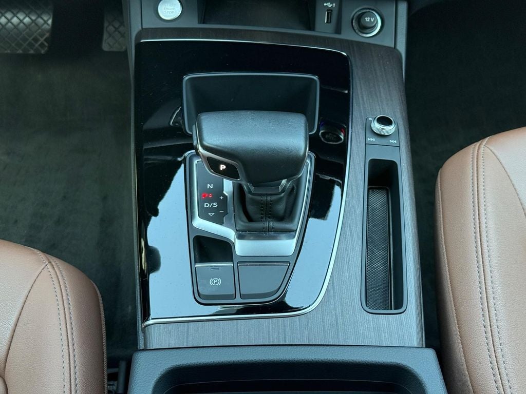 2023 Audi Q5 45 S line Premium quattro