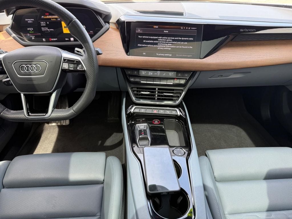 2023 Audi e-tron GT Prestige quattro