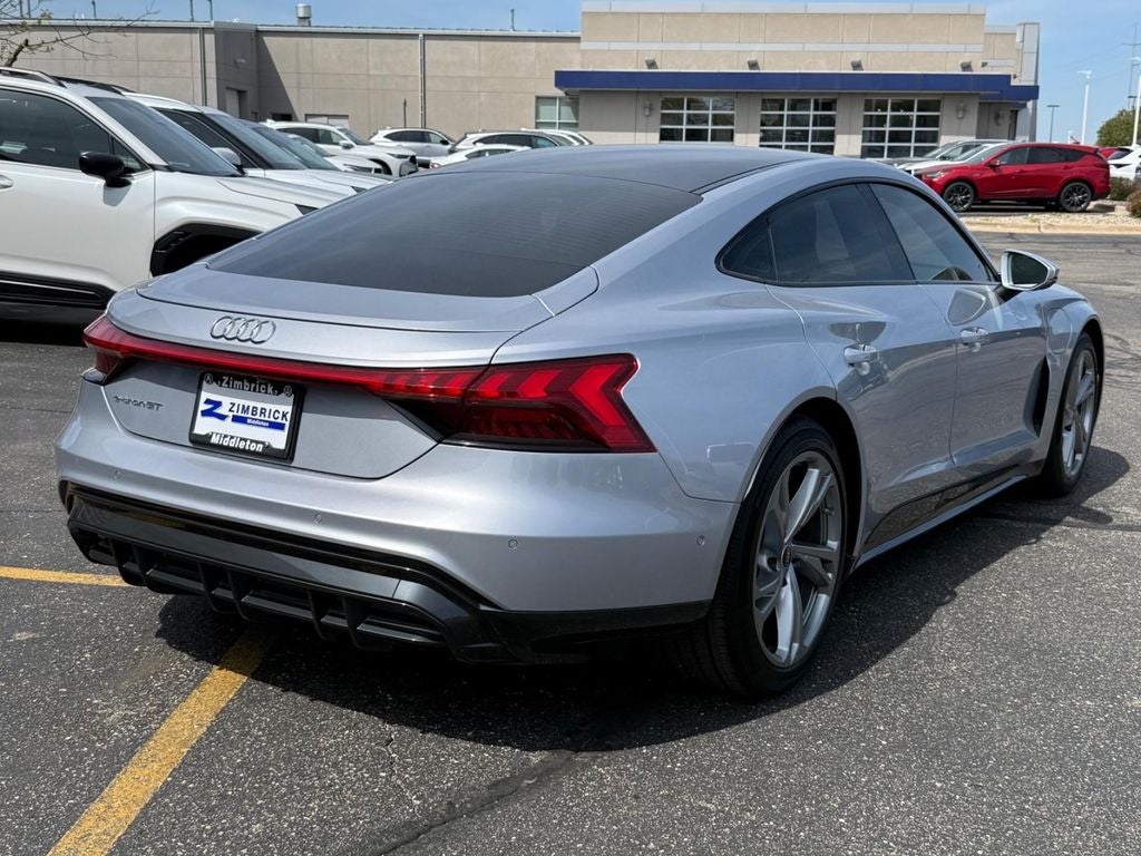 2023 Audi e-tron GT Prestige quattro