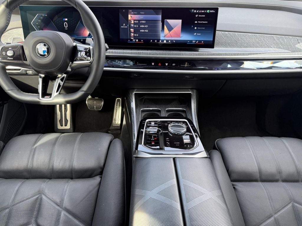 2023 BMW 7 Series 760i xDrive