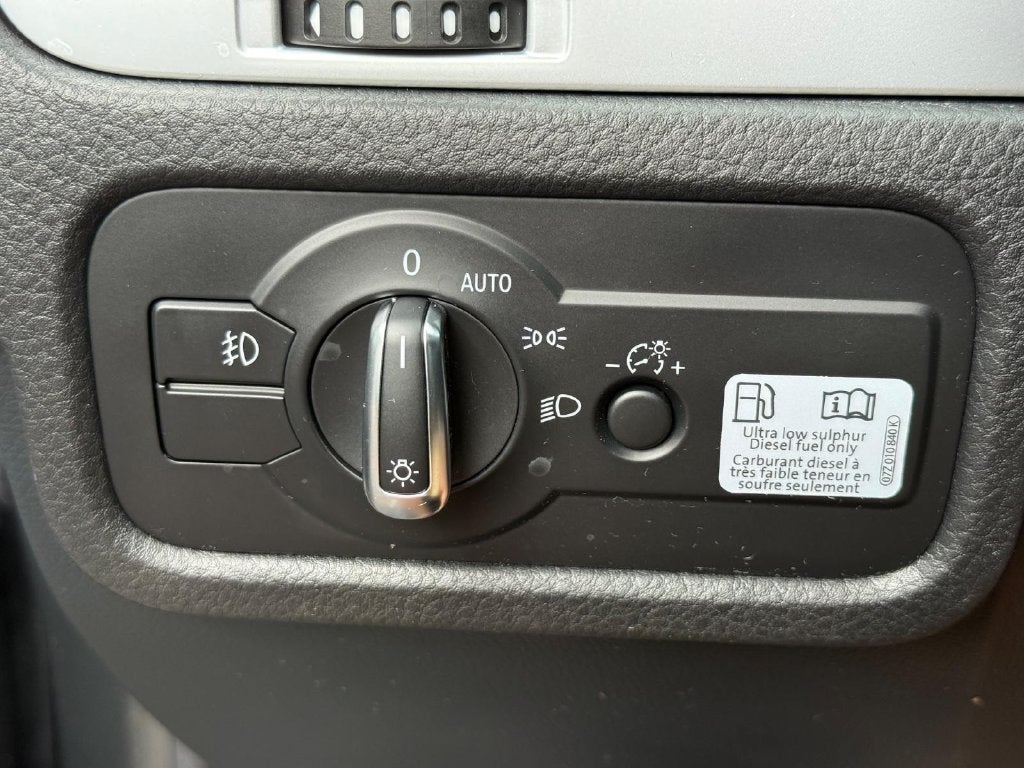 2014 Volkswagen Touareg V6 TDI Lux