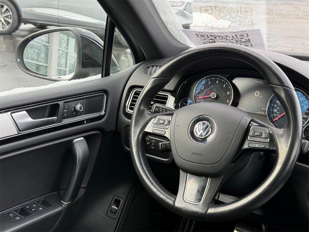 2017 Volkswagen Touareg V6 4Motion