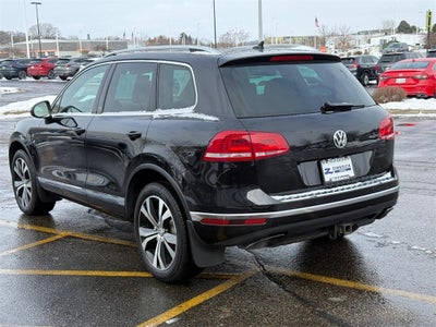 2017 Volkswagen Touareg V6 4Motion
