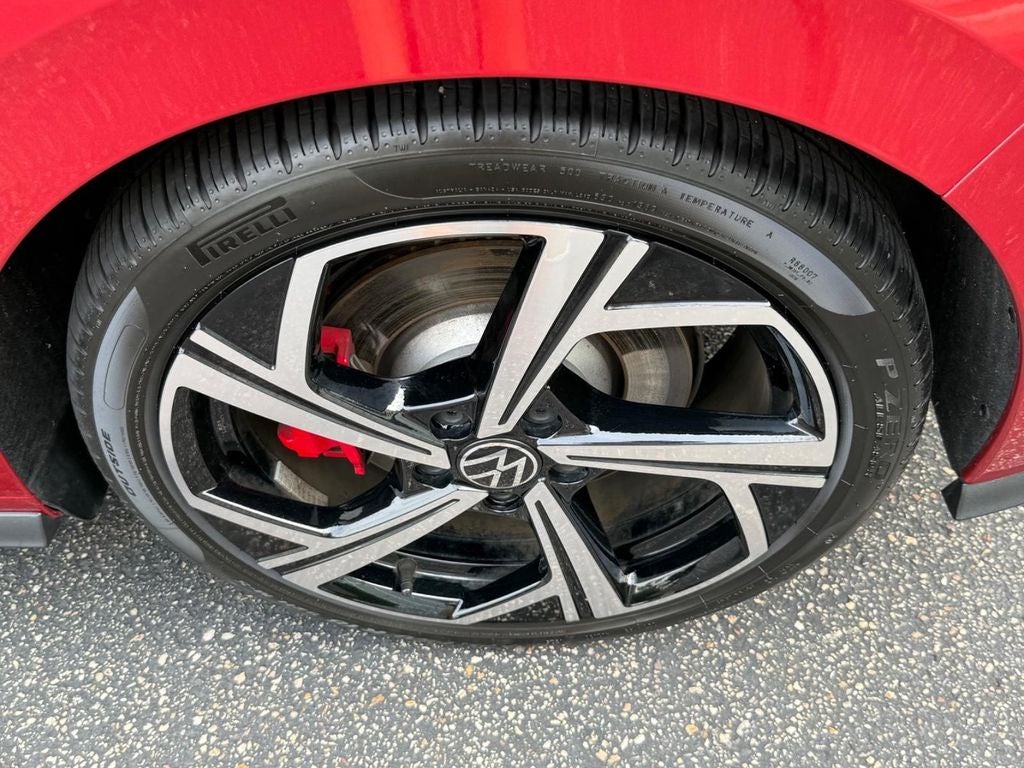 2025 Volkswagen Golf GTI 2.0T SE